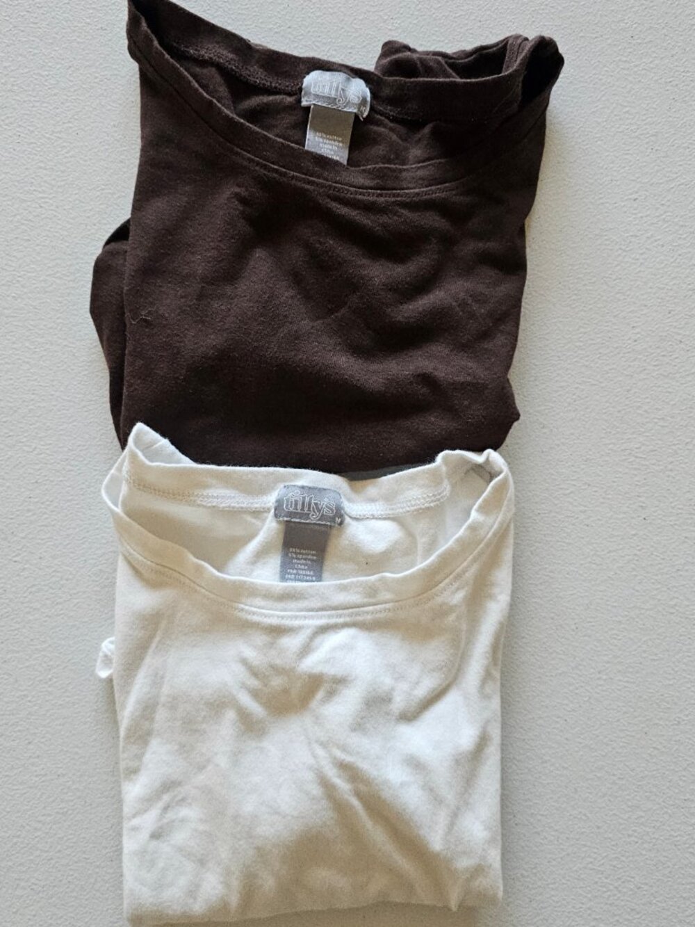 Tillys brand 2-pack T-shirt lot | both Size: M | white + Brown | cropped length